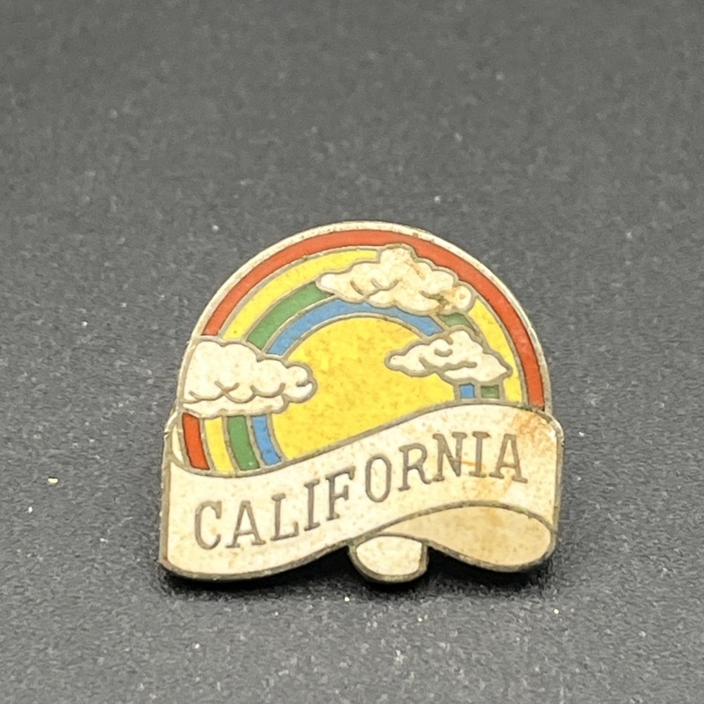 California Clouds Rainbow United States Of America Lapel Hat Pin